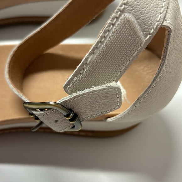 Astrid by Dansko size 40 us9 ivory new in box comfort sandals - Picture 4 of 8